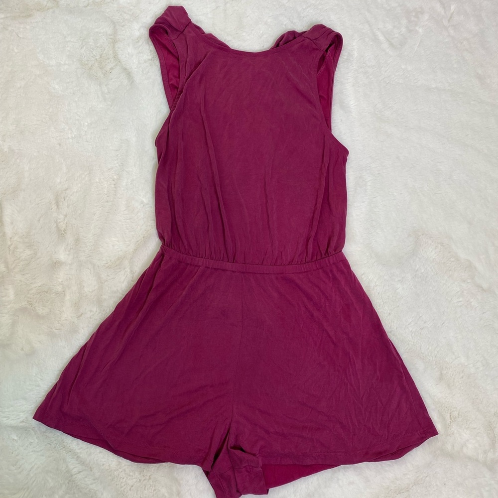 Cross cross back Romper